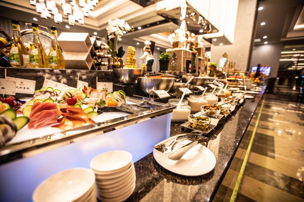 Binhai Jinling International Hotel photo