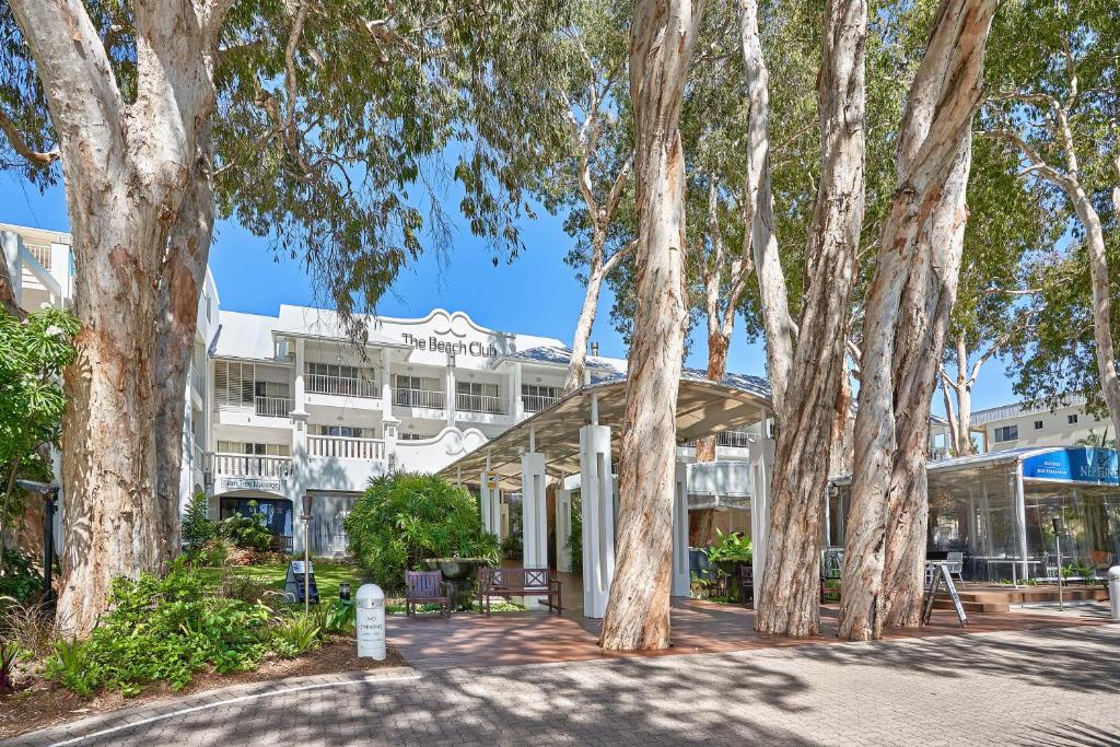 Palm Cove Beach Club 2 Bedroom Apartment photo