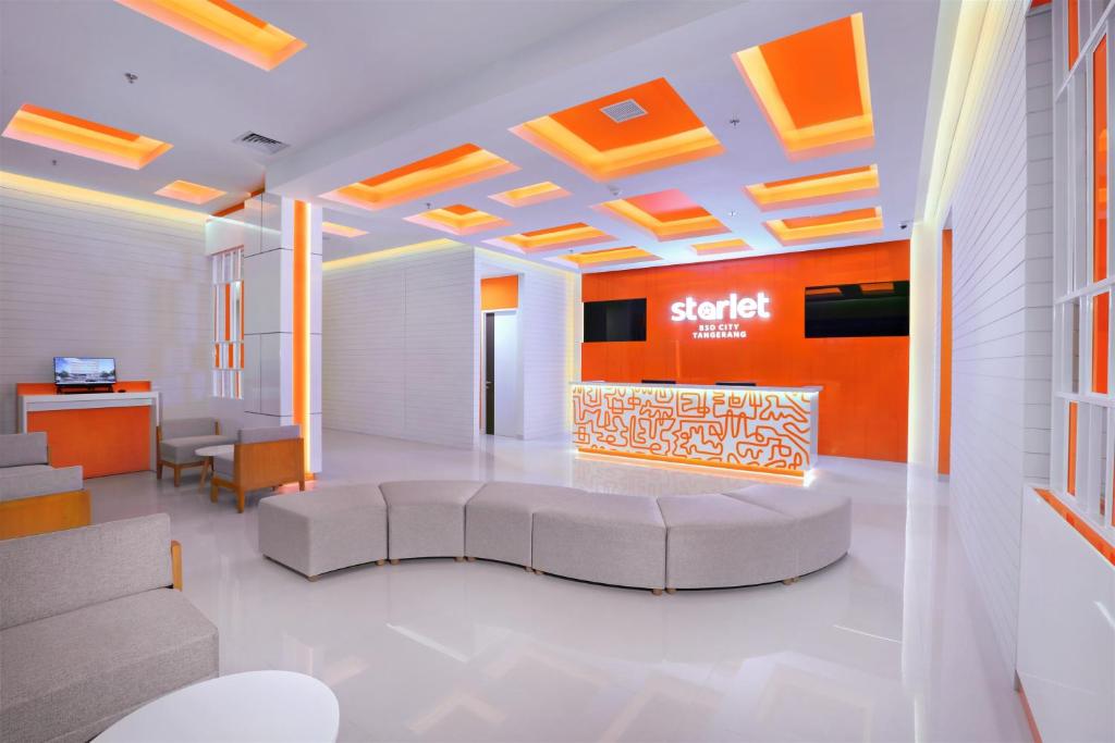 Starlet Hotel BSD City photo