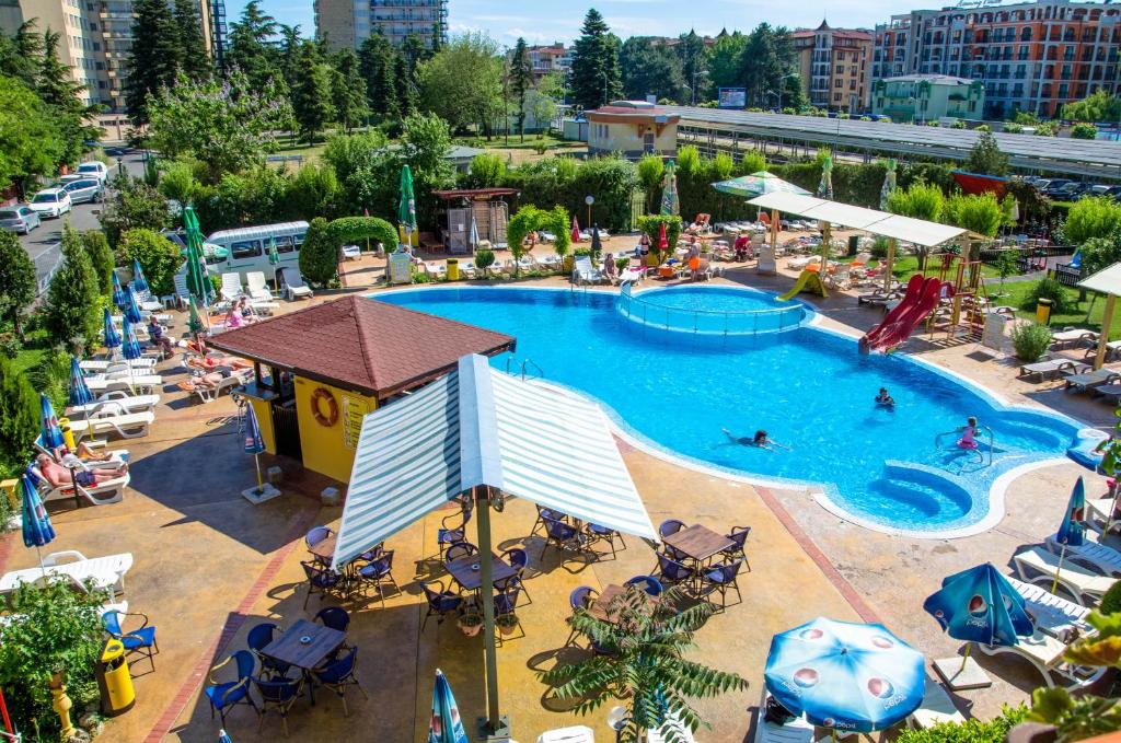 Hotel Trakia Garden — Swimming pool in Sunny Beach, Burgas Region