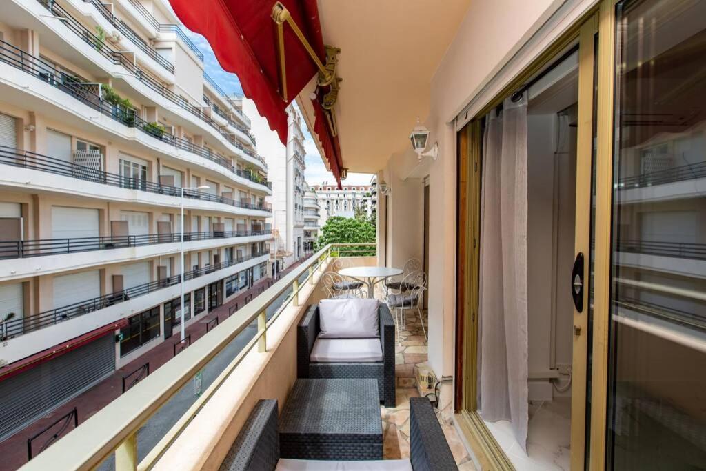 Magnifique appart 3 pièces Cannes Croisette ideal 4 personnes - 2