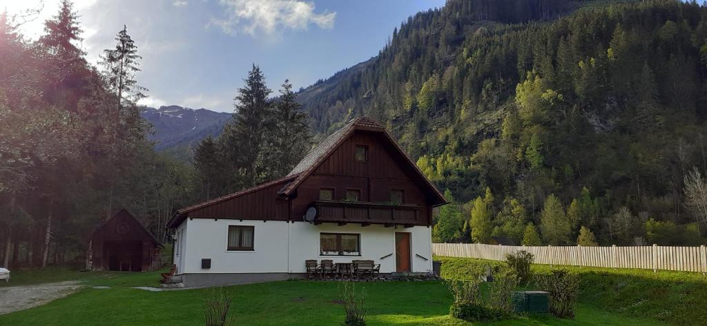 Haus Cilli - 2