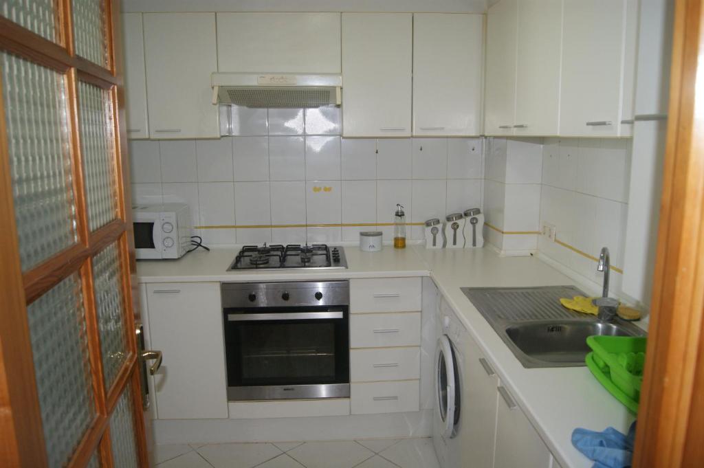 Apartamentos Nova Romana Marineu - 4