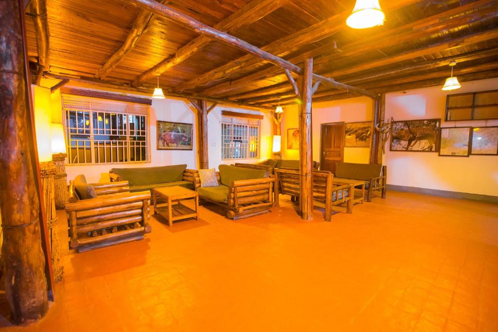 Engiri Game Lodge and Campsite photo