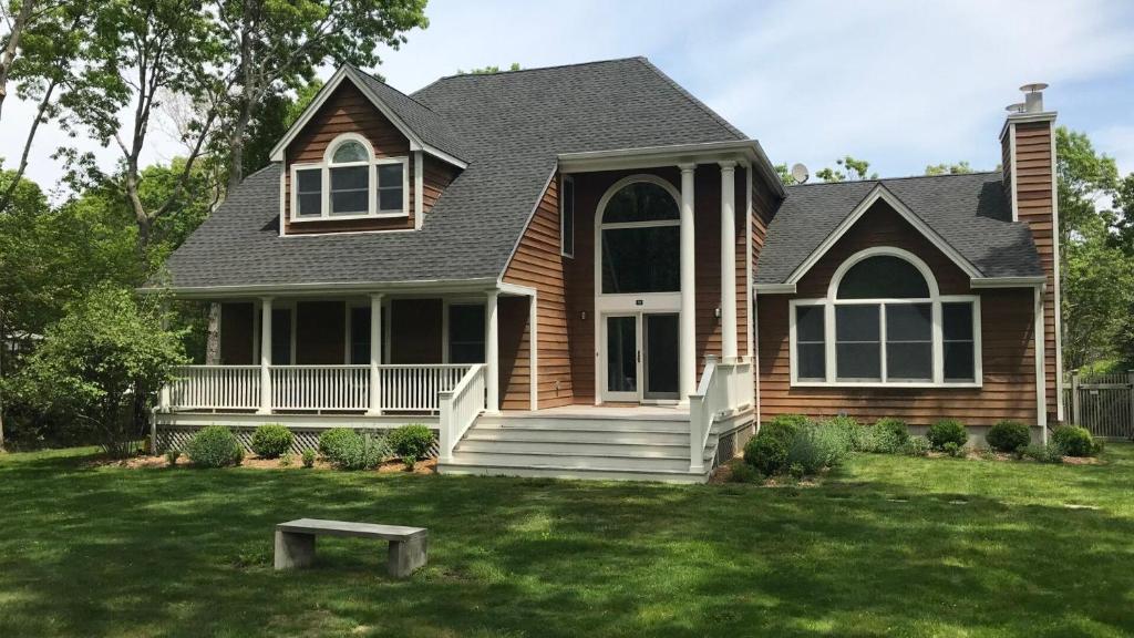 Hotels in Wainscott, NY price from 135 of Hotels