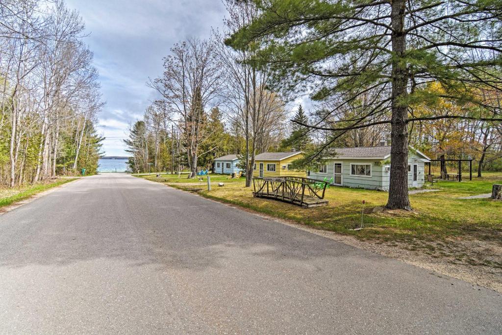 Cabin Nestled by Lake Charlevoix Pets are Welcome photo