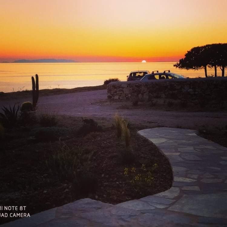 Sunset Studios & Rooms photo
