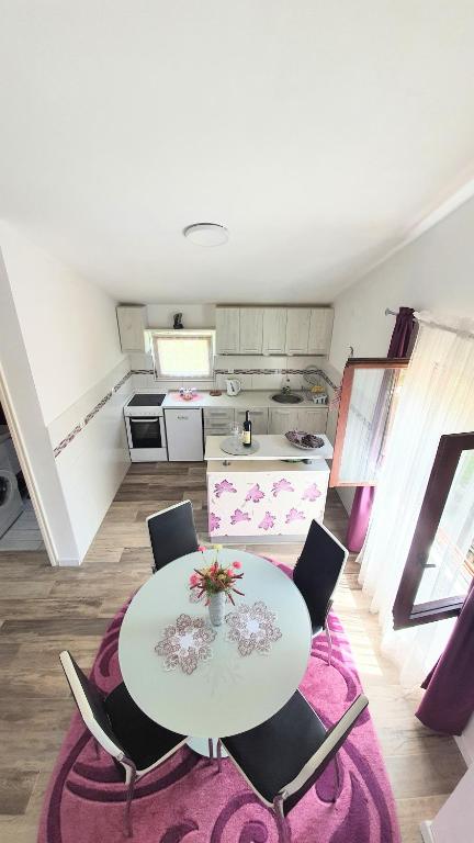 Apartment Jelena Sutvara - 3