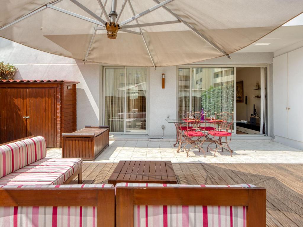 Apartment Les allées du Cap-3 by Interhome - 2