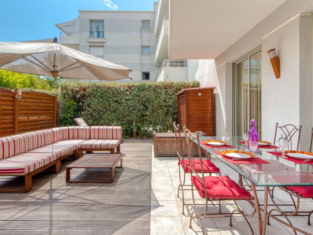 Apartment Les allées du Cap-3 by Interhome - 1