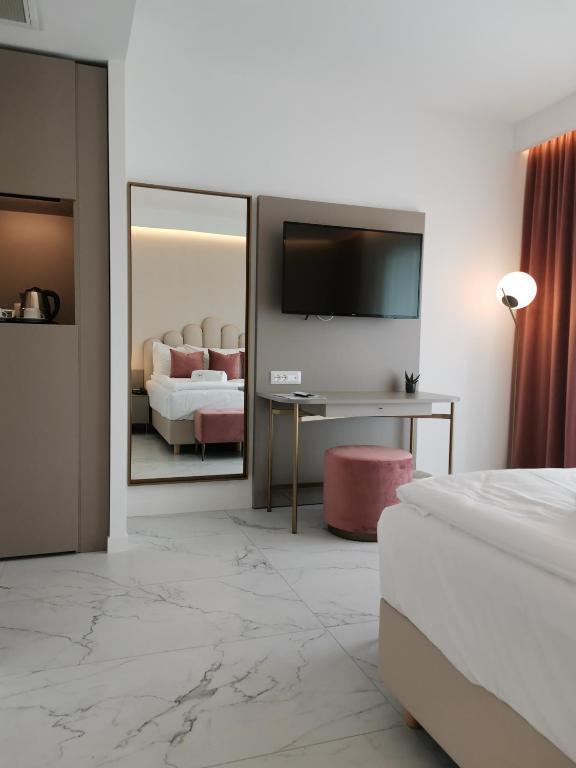 Hotel Astoria — Pokoje in Bibione, Wenecja Euganejska