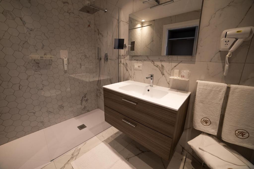 Hotel Astoria — Pokoje in Bibione, Wenecja Euganejska