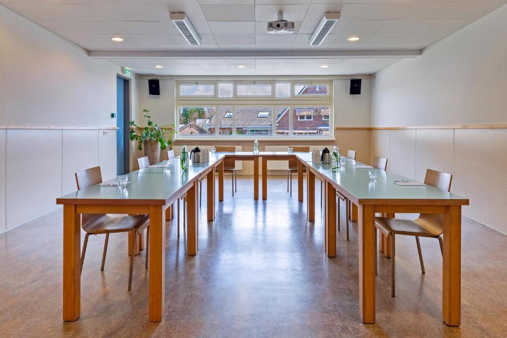 Meeting room / ballrooms, Stayokay Hostel Noordwijk in Noordwijk