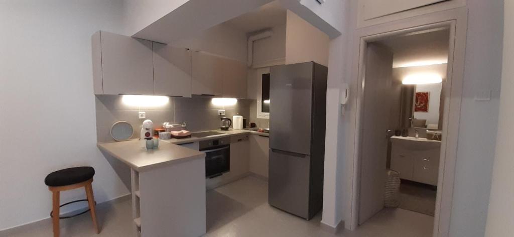 Athens City Apartment next to Intercontinental II photo