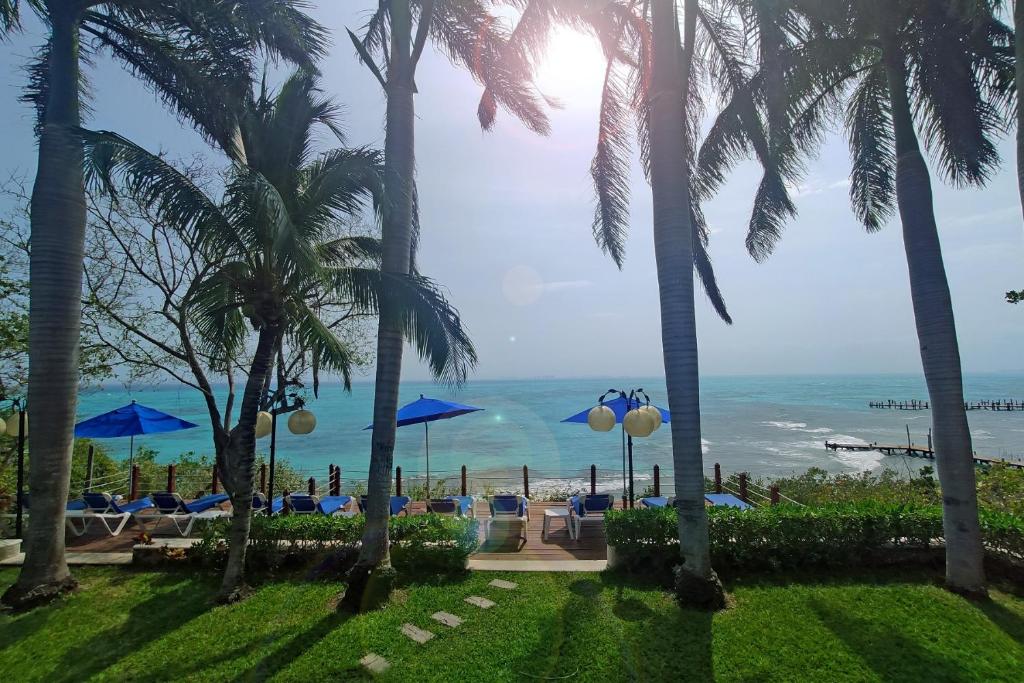 Hotel La Joya Isla Mujeres photo