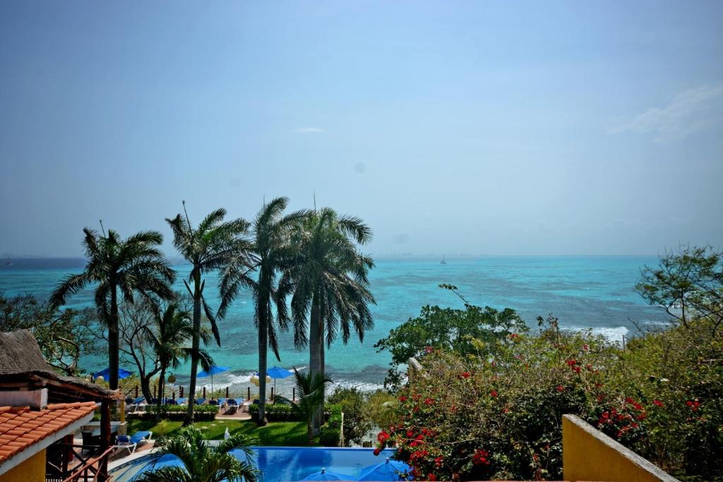 Hotel La Joya Isla Mujeres photo