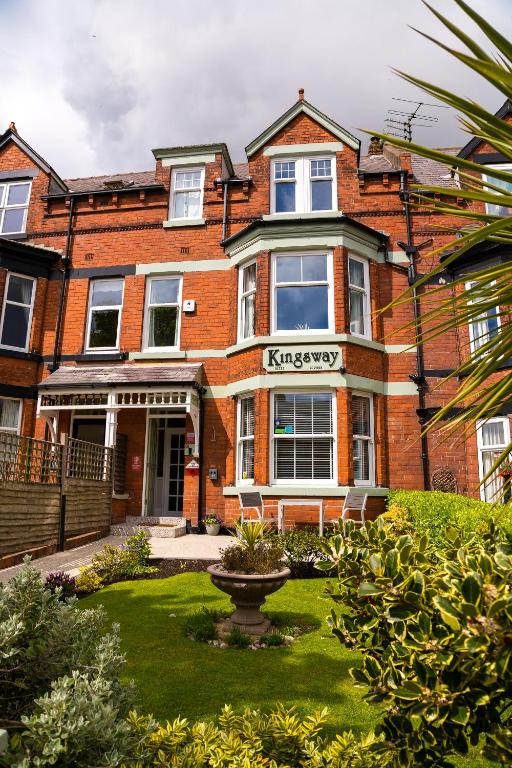 Exterior view, Kingsway Guesthouse - A selection of Single, Double and Family Rooms in a Central Location in Scarborough