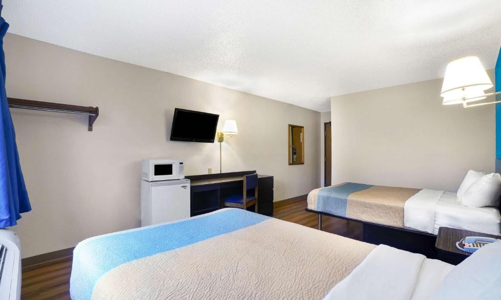Motel 6-Montoursville, PA photo