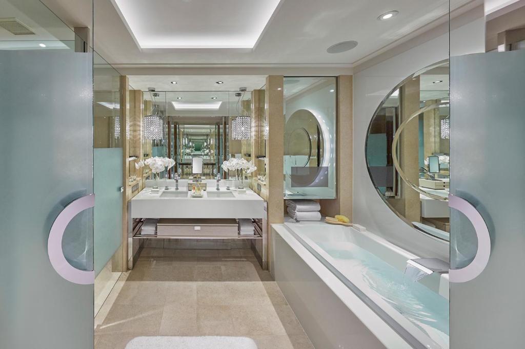 ห้องน้ำ