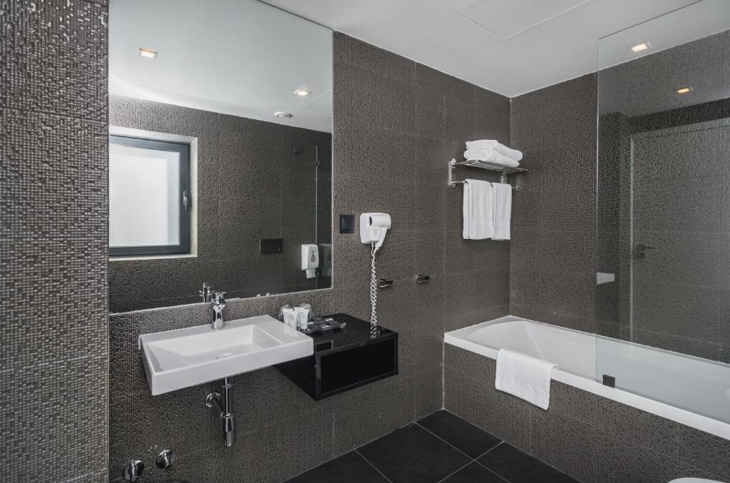 Essence Inn Marianos Hotel photo