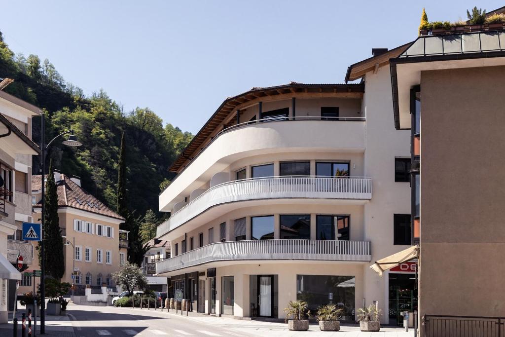 Mondschein Apartments photo