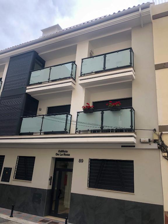 Exceptional 2 Bed Apartment a 2 Min Walk to Beach & close to Los Boliches Train - 1