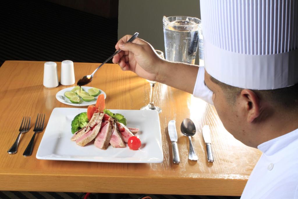 レストラン