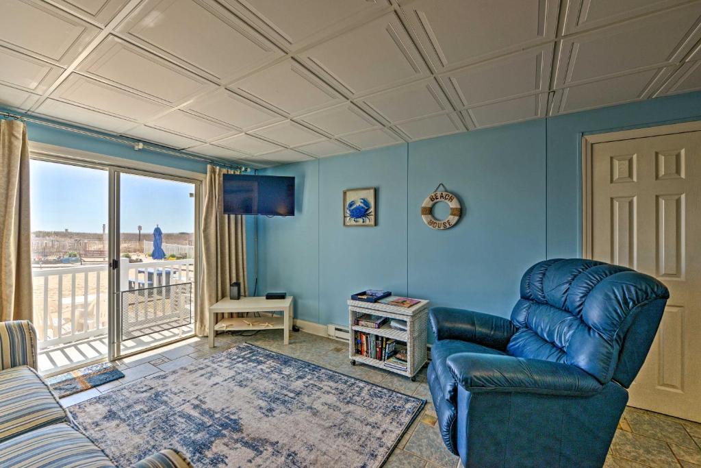 Bright Dog-Friendly Escape with Direct Beach Access! photo
