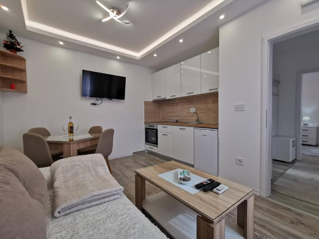 Apartmani VS Lux — Hotel in Trebinje