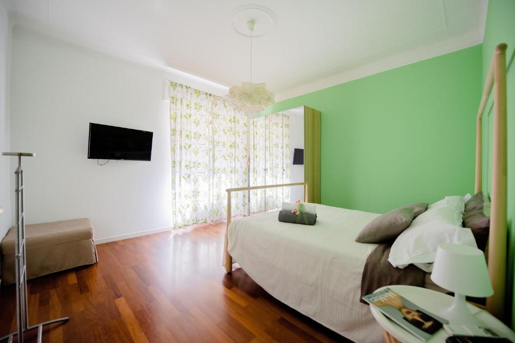Apartment Via Alessandro Volta photo
