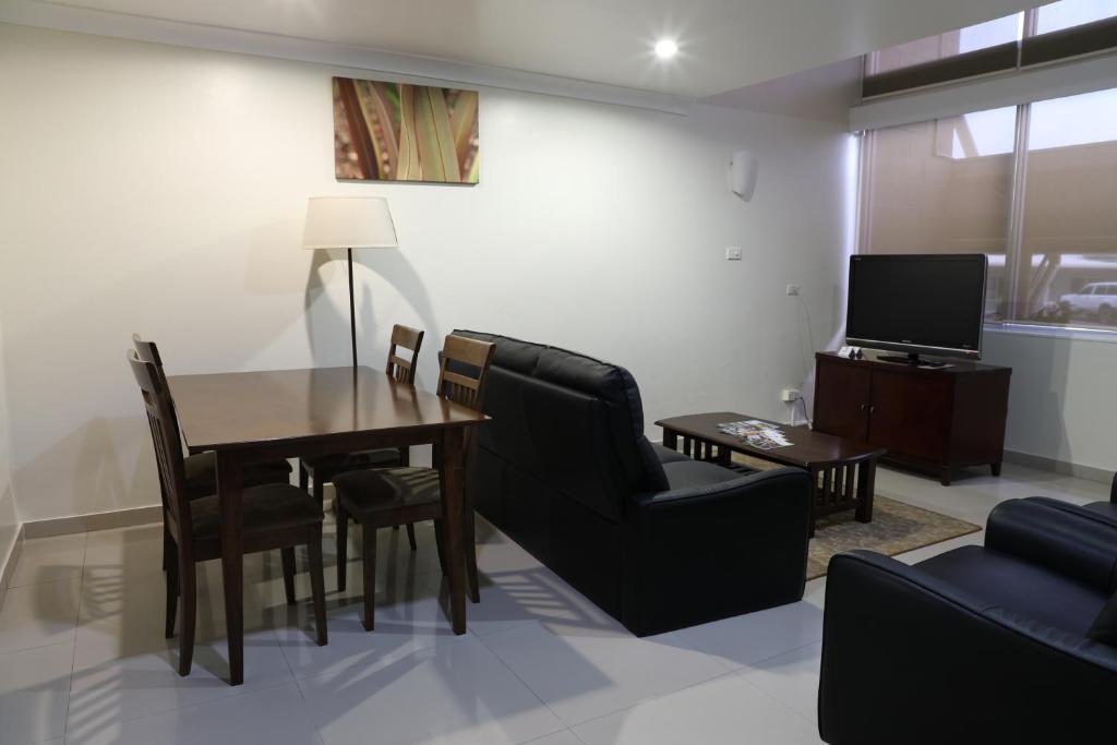 Shared lounge/TV area