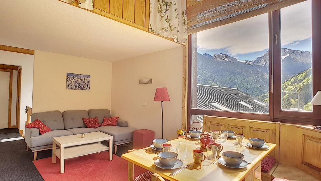 Enchaple D26 - ST JEAN D'AULPS - PIED DES PISTES - PROCHE MORZINE, Saint-Jean-dʼAulps