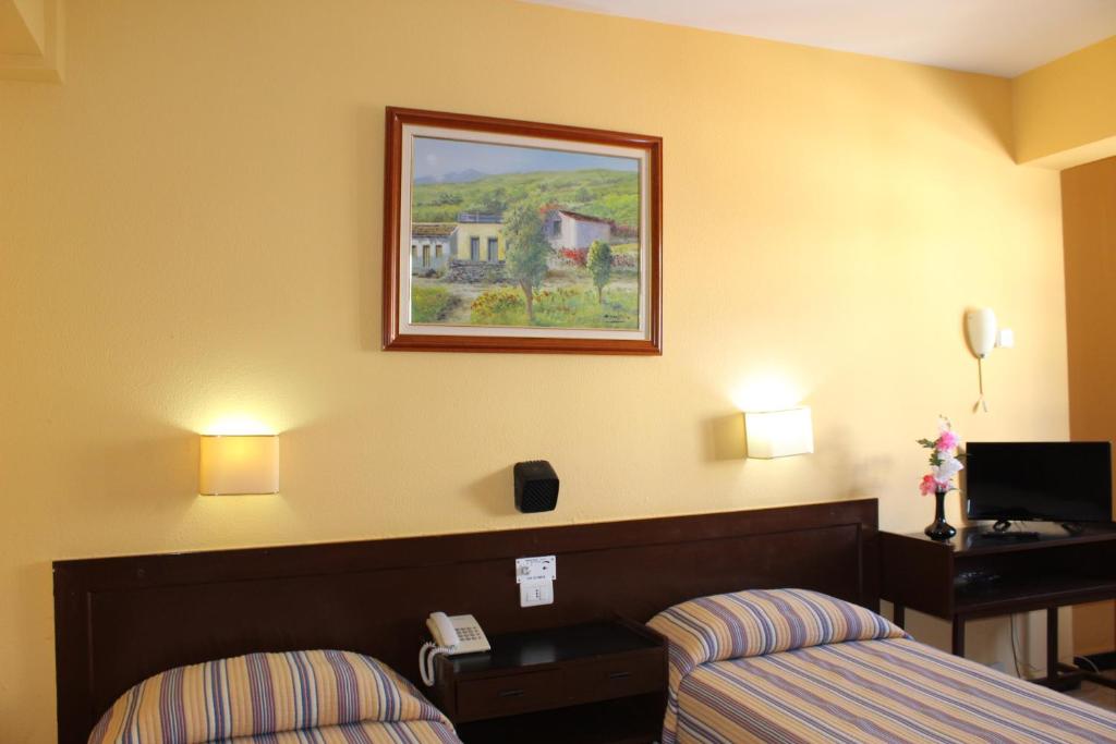 Hotel Olympia - 4