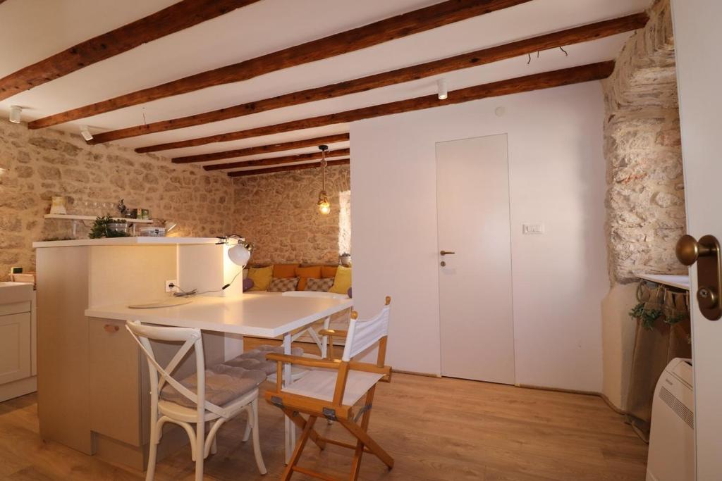 Old Šibenik Cozy Design Apartment