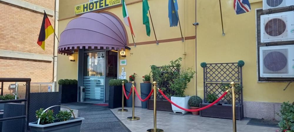 Hotel Violetta - 2