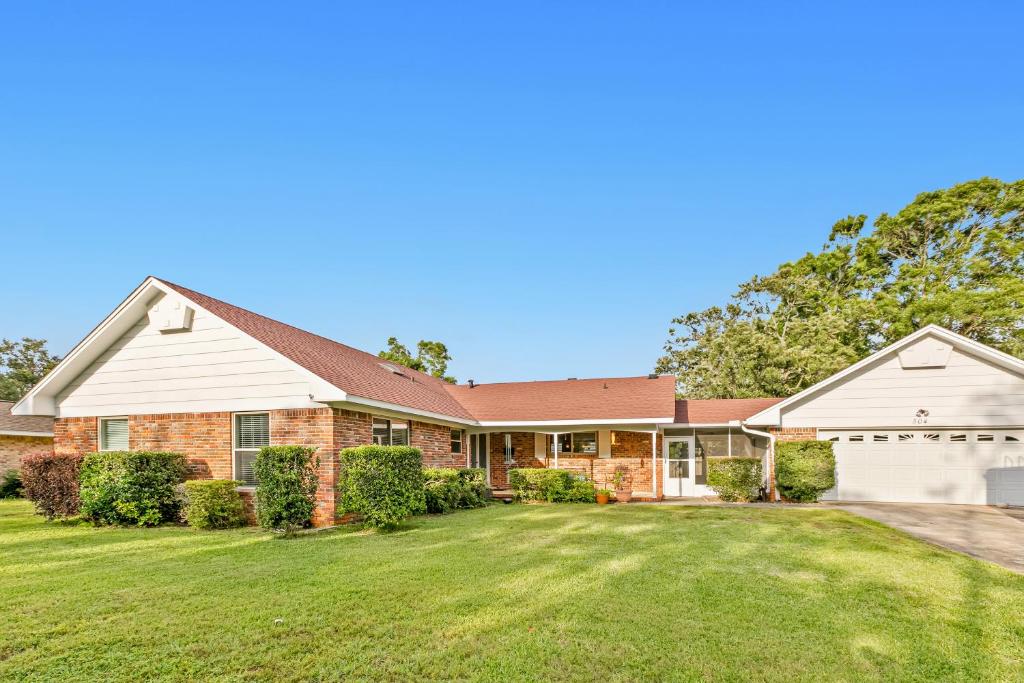 Gulf Breeze Proper, Gulf Breeze