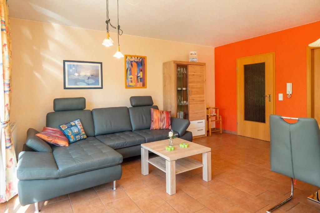 Ferienpark Freesenbruch Wohnung 1 2 - Am Schwalbenweg, Zingst