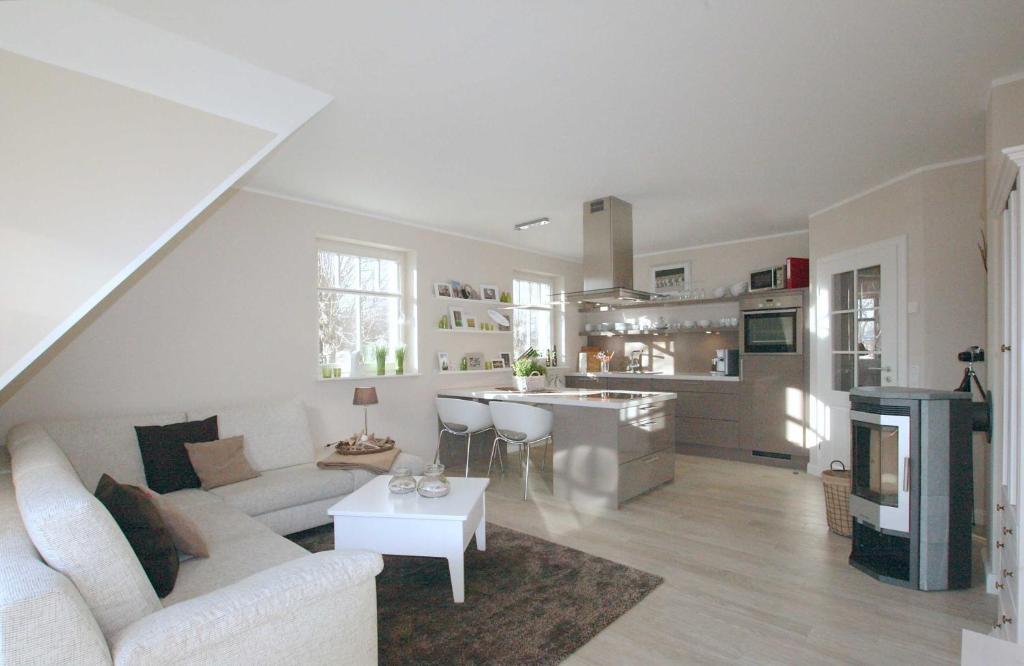 Neue Reihe 28 - Wohnung Kleine Auszeit, Zingst