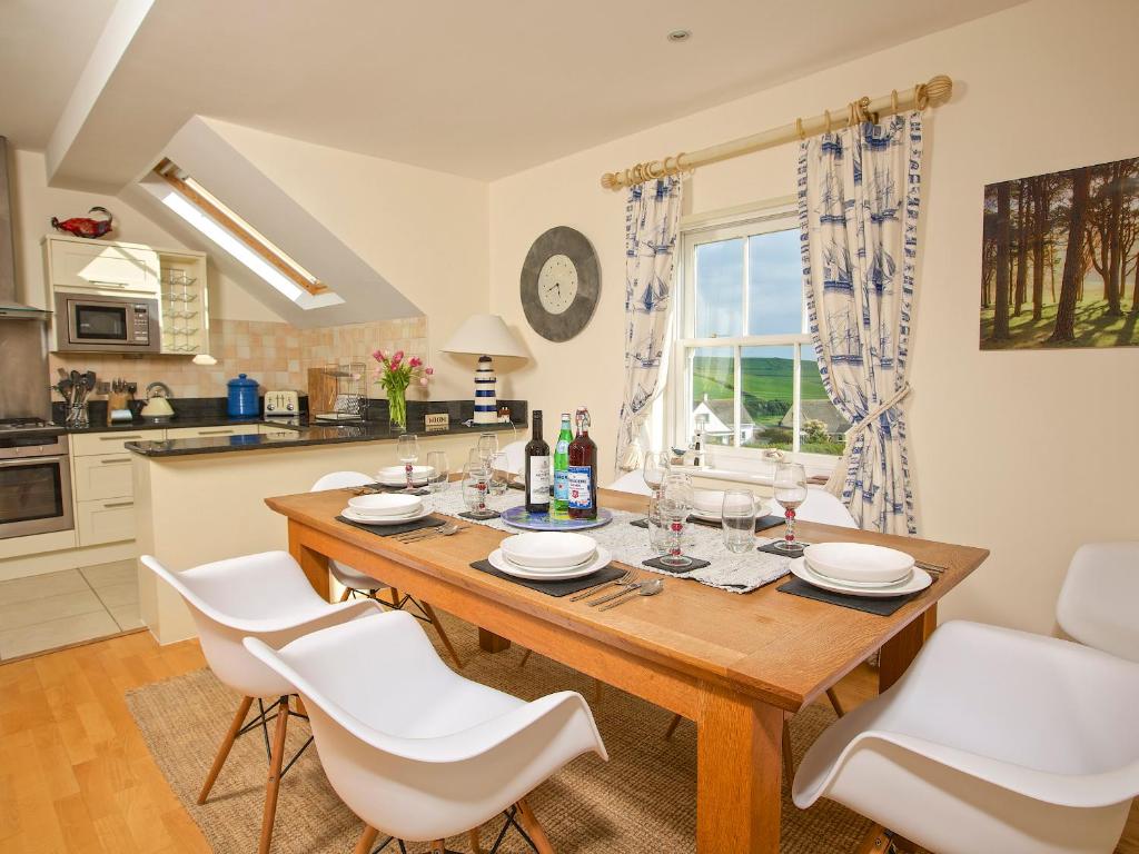 Ocean View Apartment, Thurlestone photo 6