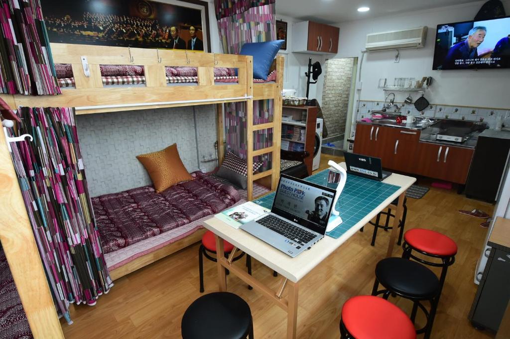 포토파크 게스트하우스 호텔 이미지 1