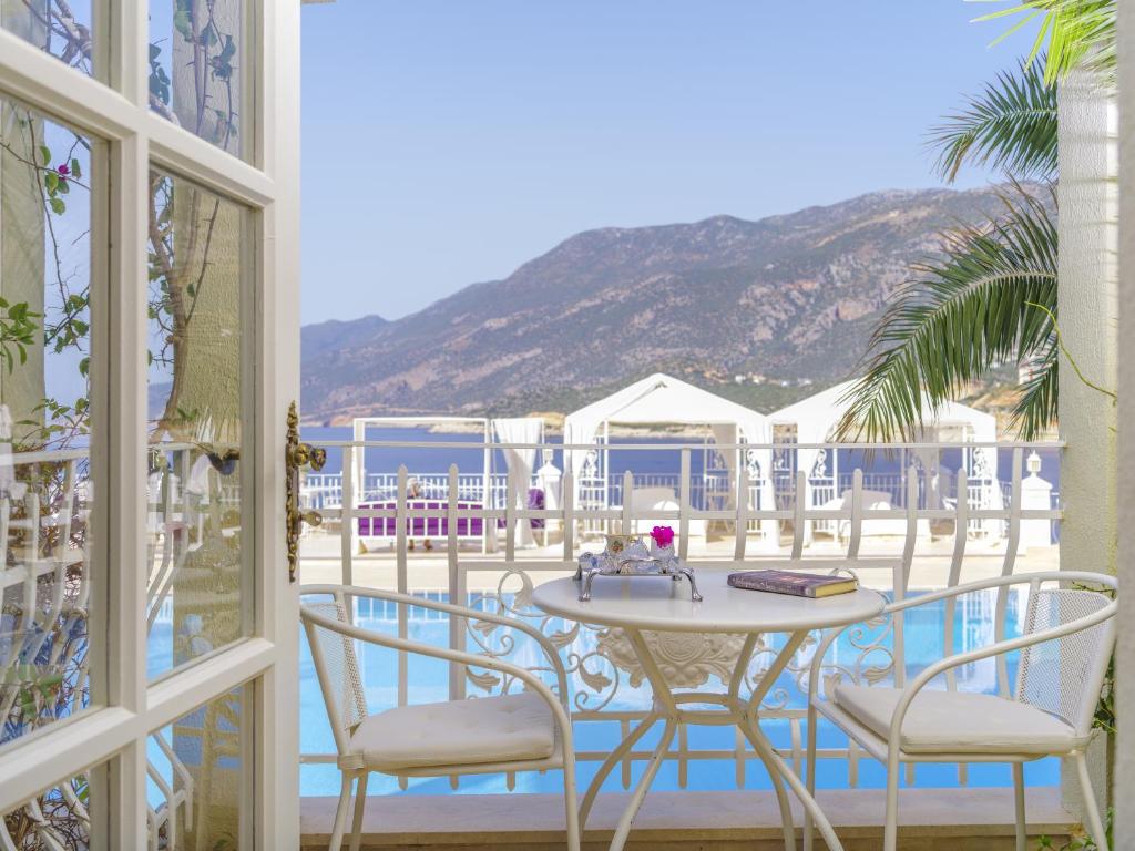 Lukka Exclusive Hotel – Adult Only +12 バルコニー/テラス