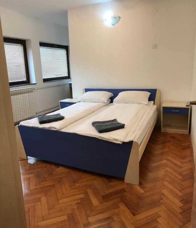Apartmani Kosuta — Hotel in Tjentište