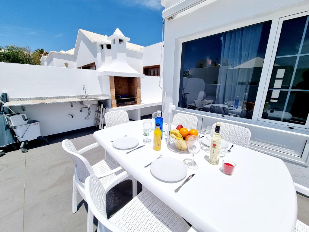 Luxury Coral Beach first line of the sea - 2