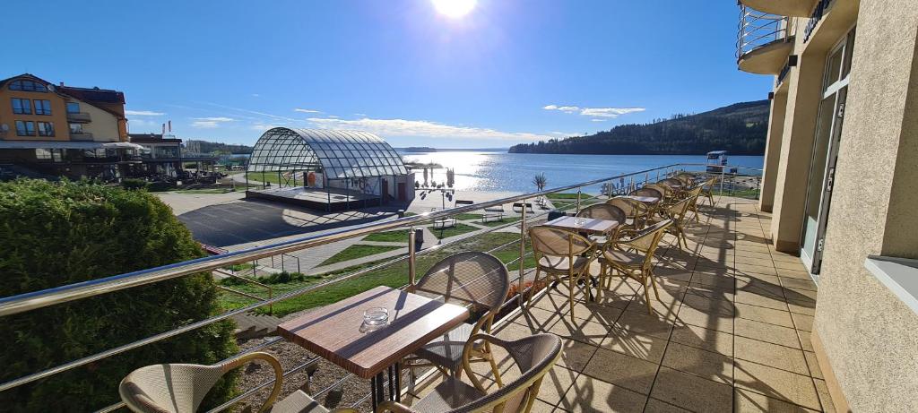 Port Club pension & restaurant photo