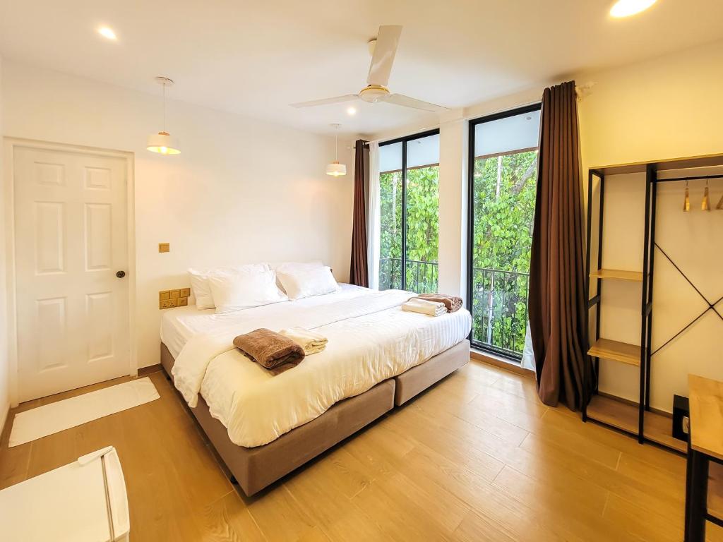 Kingsway Thoddoo Maldives