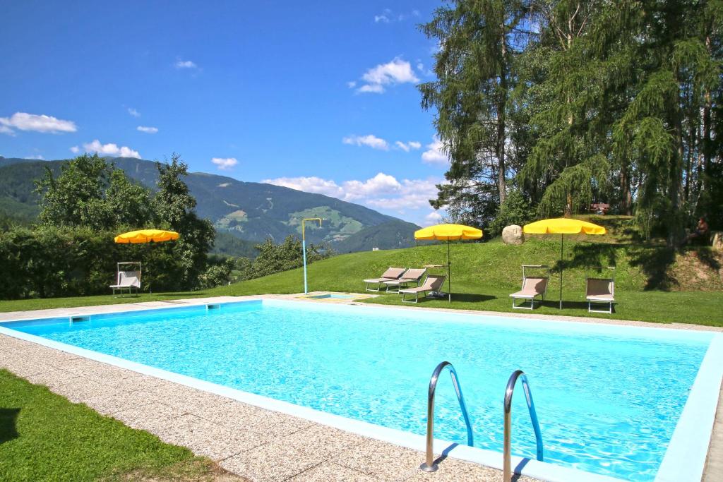 Apartment Pichlerhof — Hotel in San Lorenzo di Sebato