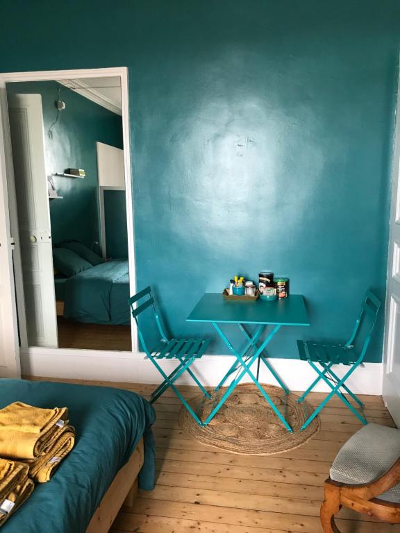 Chambre cosy dans maison de maître - 4
