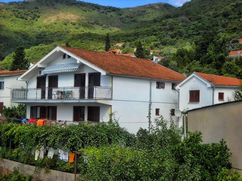 Vila Umicevic — Hotel in Herceg Novi