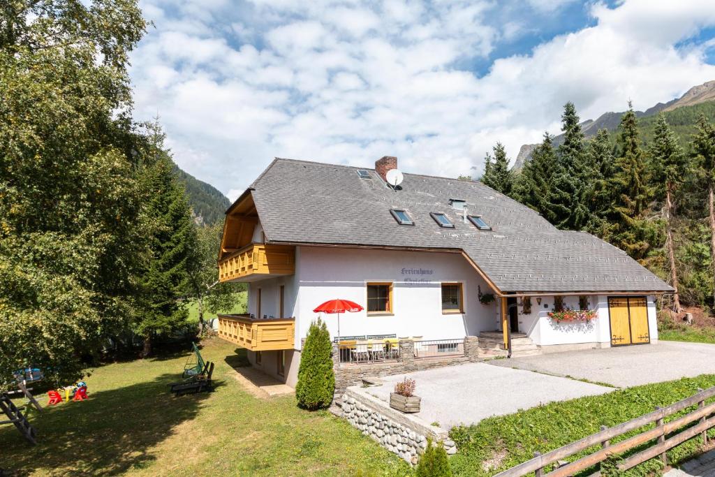 Ferienhaus Christine Bauer — Hotel in Hintergöriach