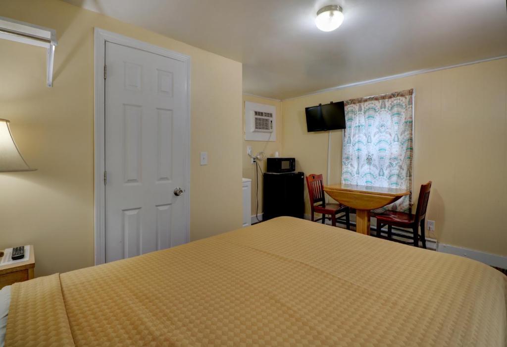 Brookside Inn & Cottages photo